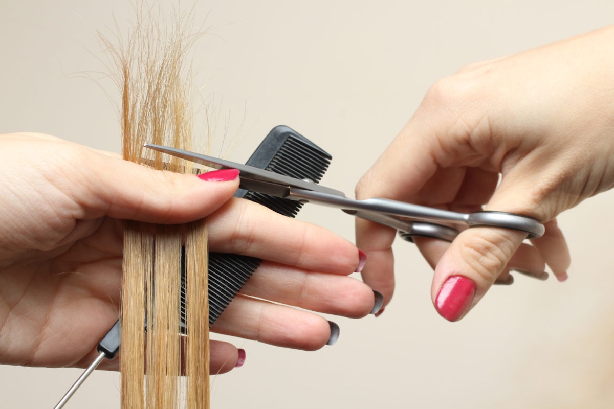 Cutting split ends